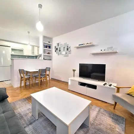 Dina *