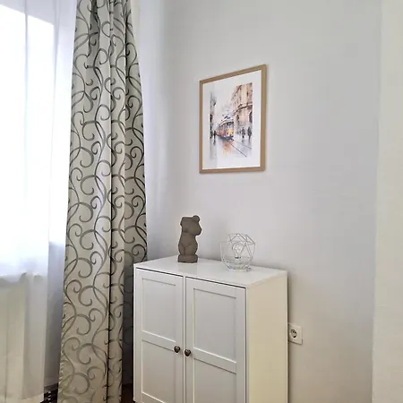 Dina Apartament *